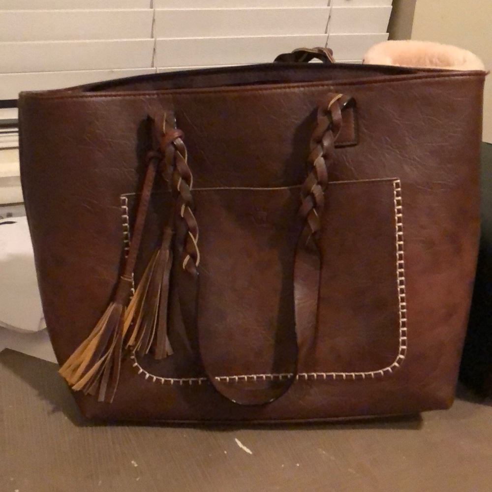 Super cute brown tote